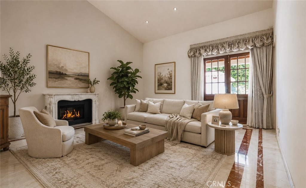 5064 Gaviota Property Photo 3