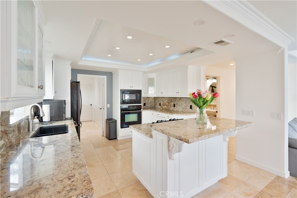 2355 Peninsula Property Photo 5