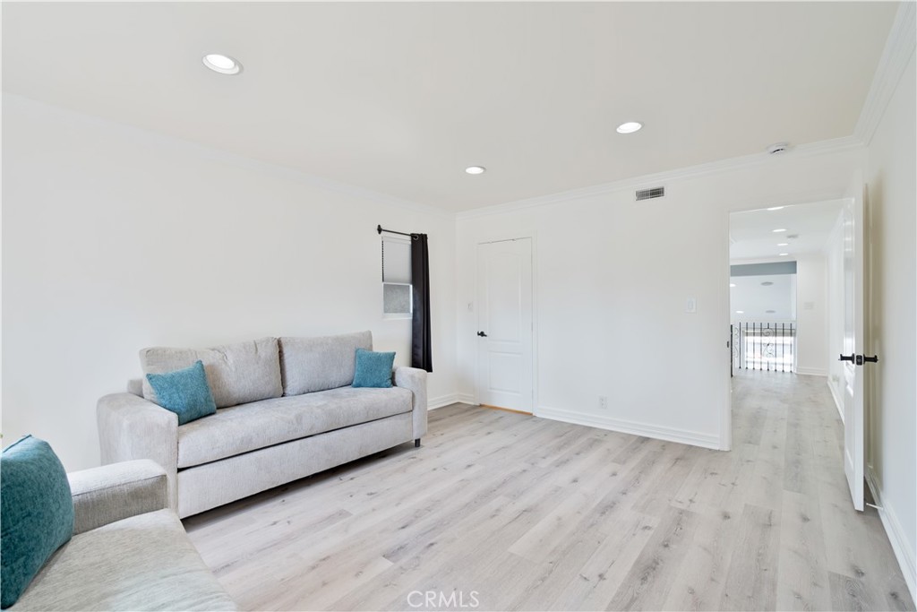 2355 Peninsula Property Photo 12