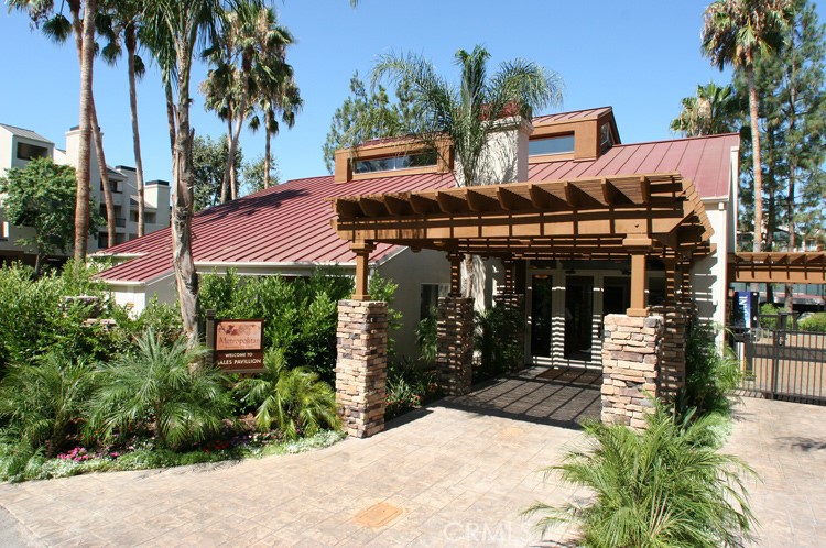 5550 Owensmouth #317 Property Photo 24