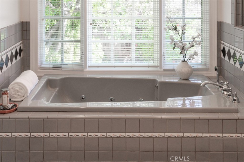 4122 Wilkinson Property Photo 29