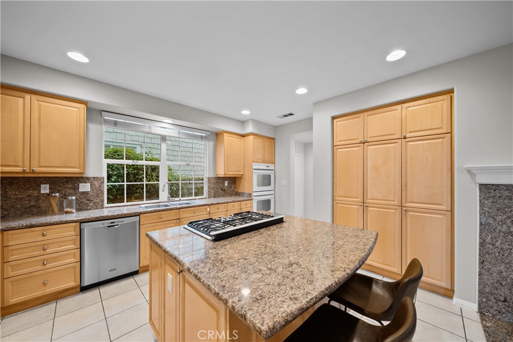 27032 Edgewater Lane Property Photo 40