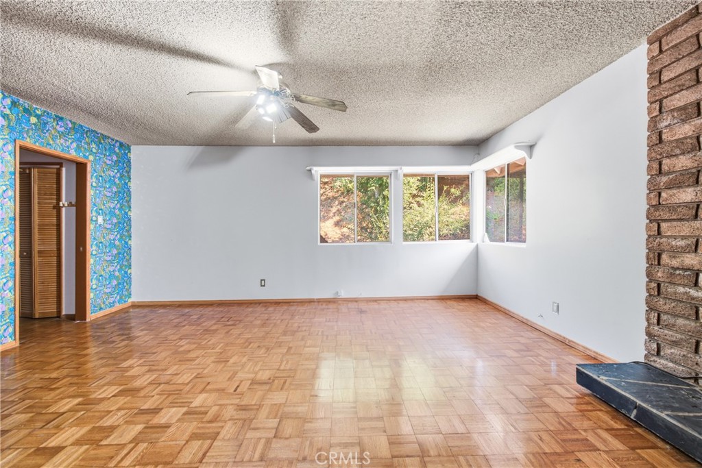 2125 Eastedge Property Photo 20