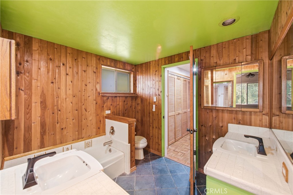 2125 Eastedge Property Photo 21