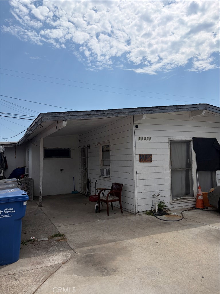 18402 E Nearfield Property Photo 1