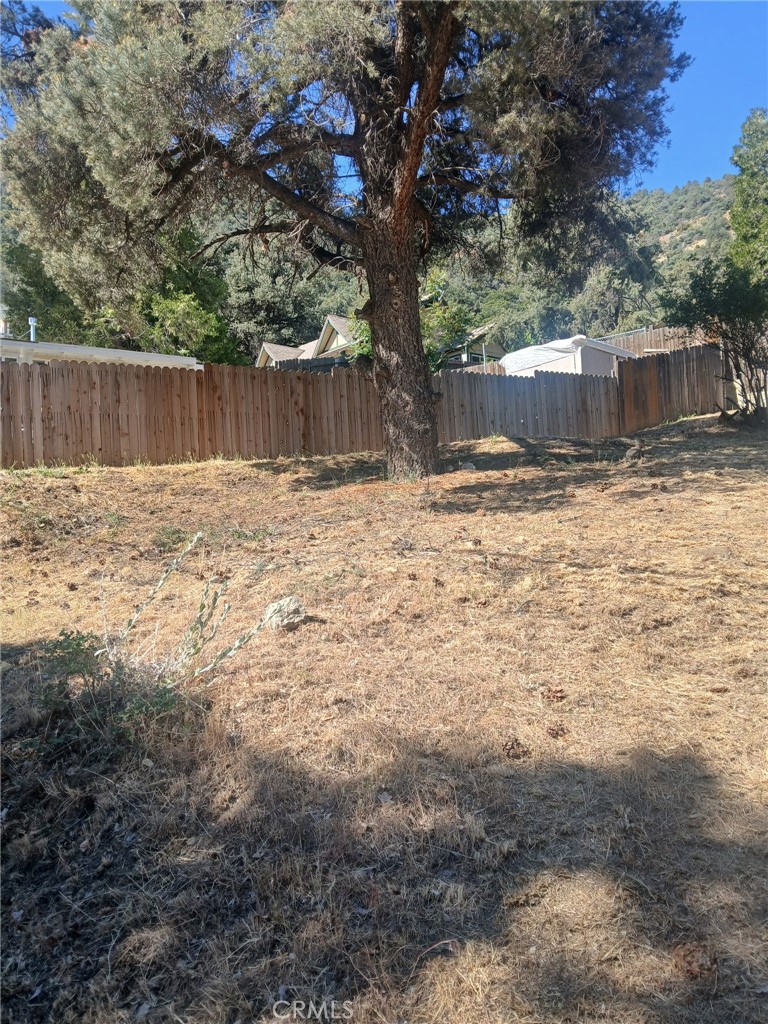 137 East End Dr. Property Photo 1