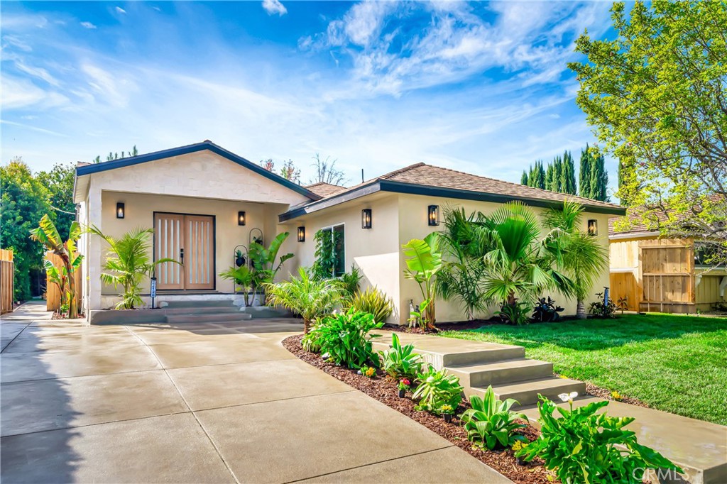22120 Costanso Street Property Photo 1