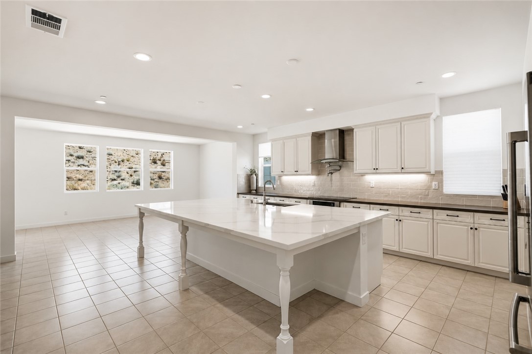 3981 Eliopulos Ranch Property Photo 17