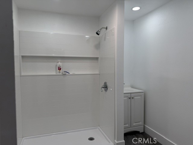 2211 W 3rd Property Photo 15