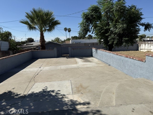 2211 W 3rd Property Photo 22