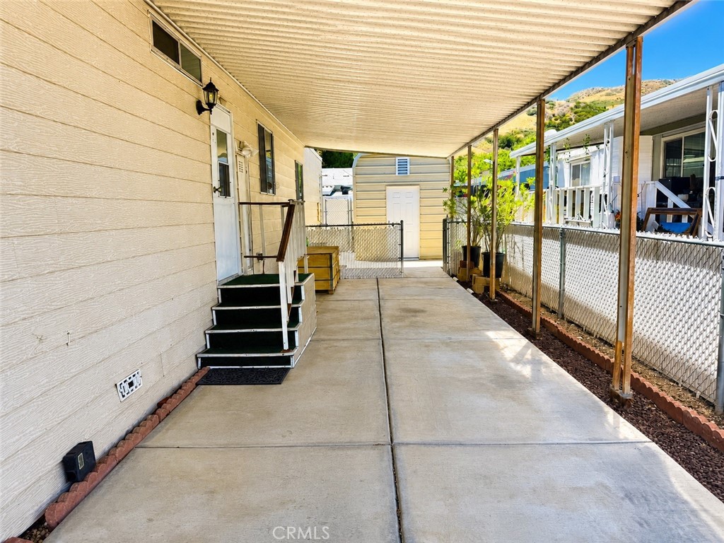 36200 Paradise Ranch Rd 12 Property Photo 3