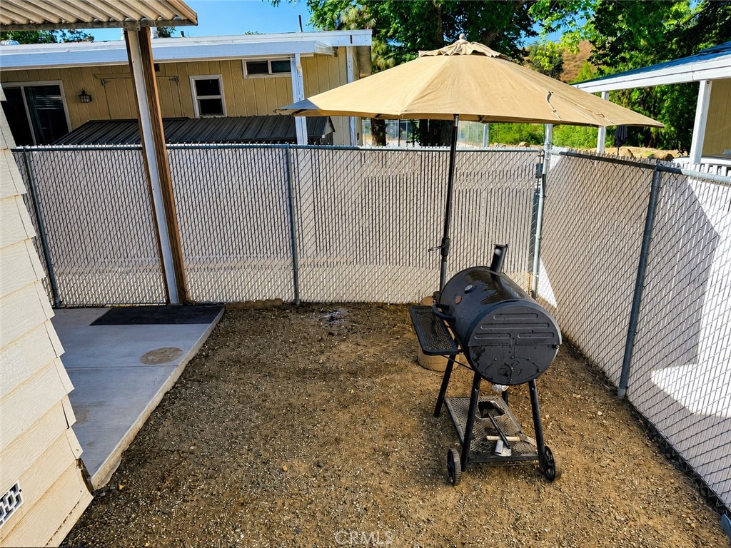 36200 Paradise Ranch Rd 12 Property Photo 6