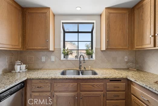 18215 Flynn 124 Property Photo 25