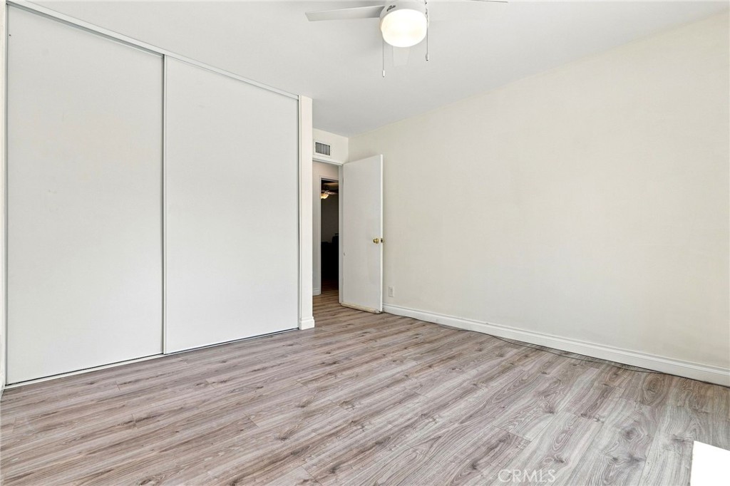 22510 Hartland Property Photo 12