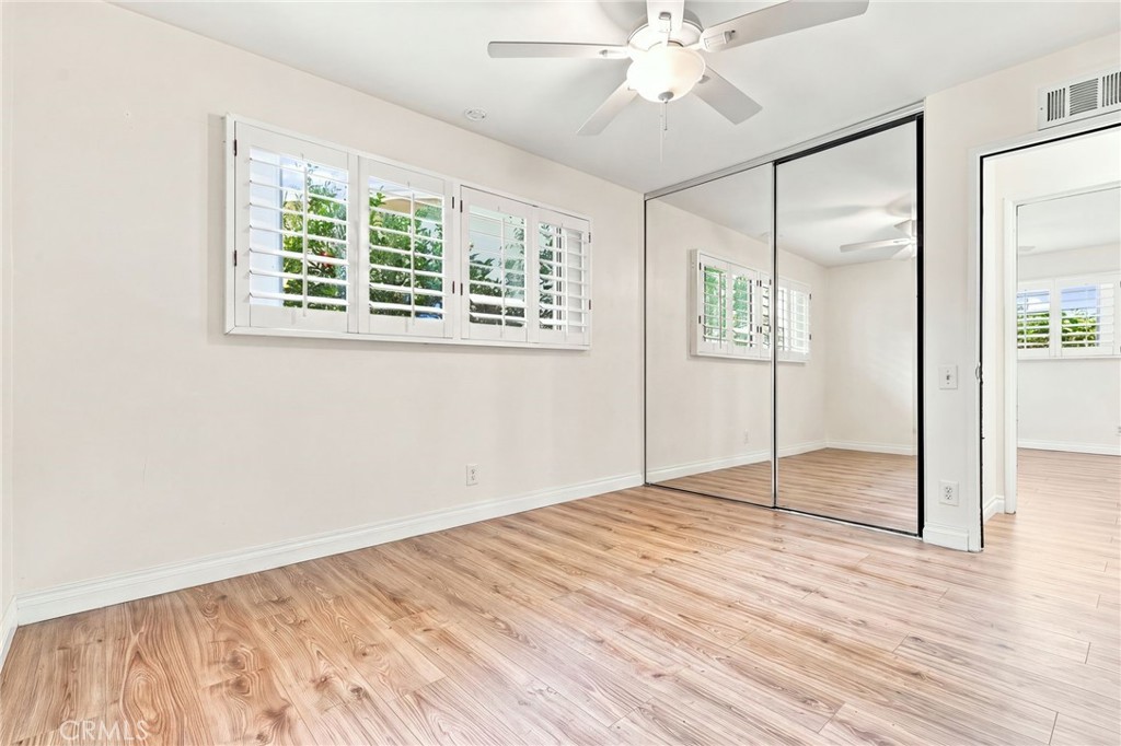 22510 Hartland Property Photo 15