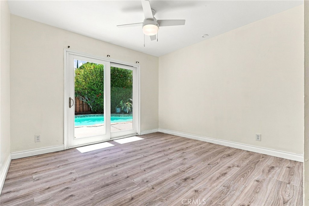 22510 Hartland Property Photo 18