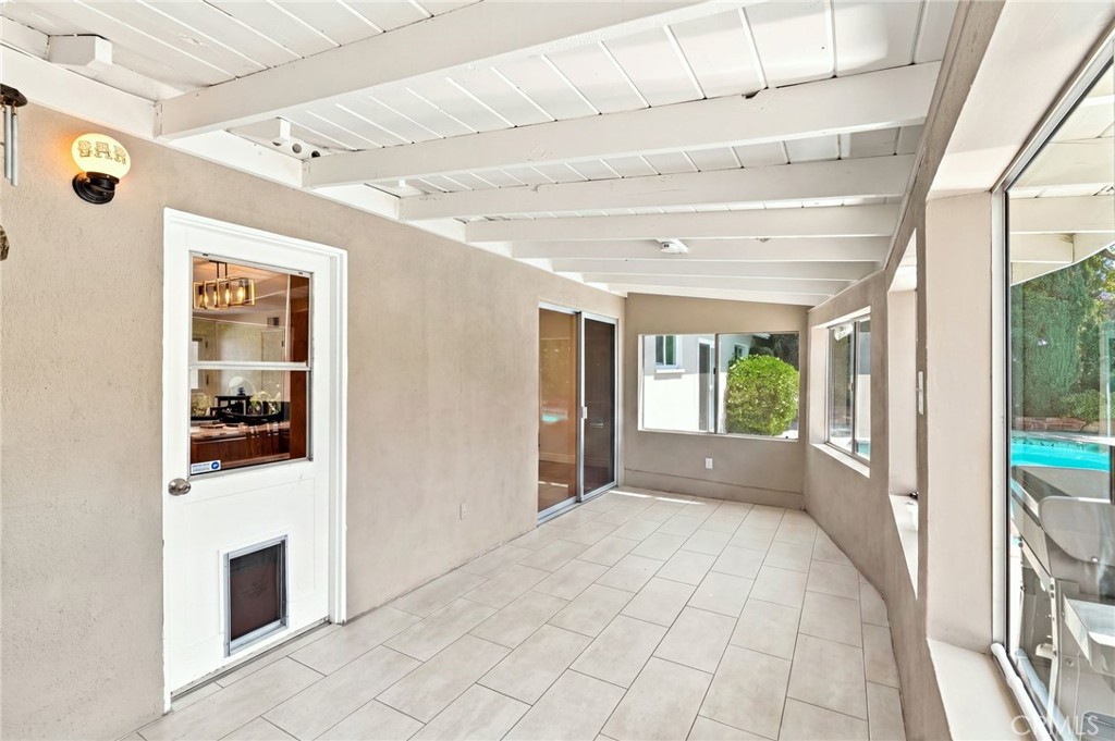 22510 Hartland Property Photo 20