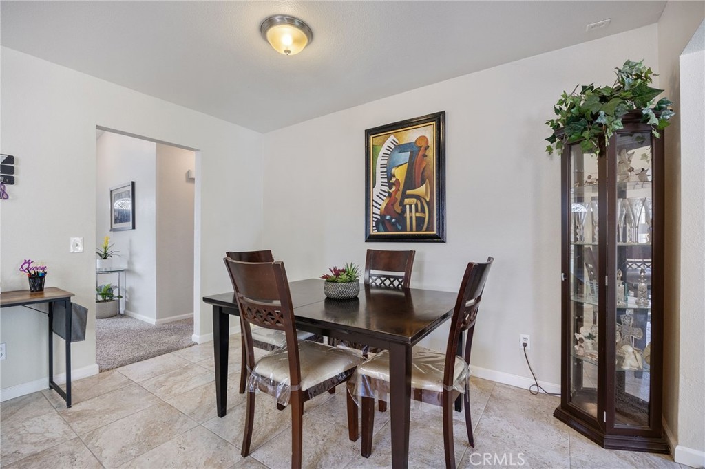 43039 Cromley Court Property Photo 12