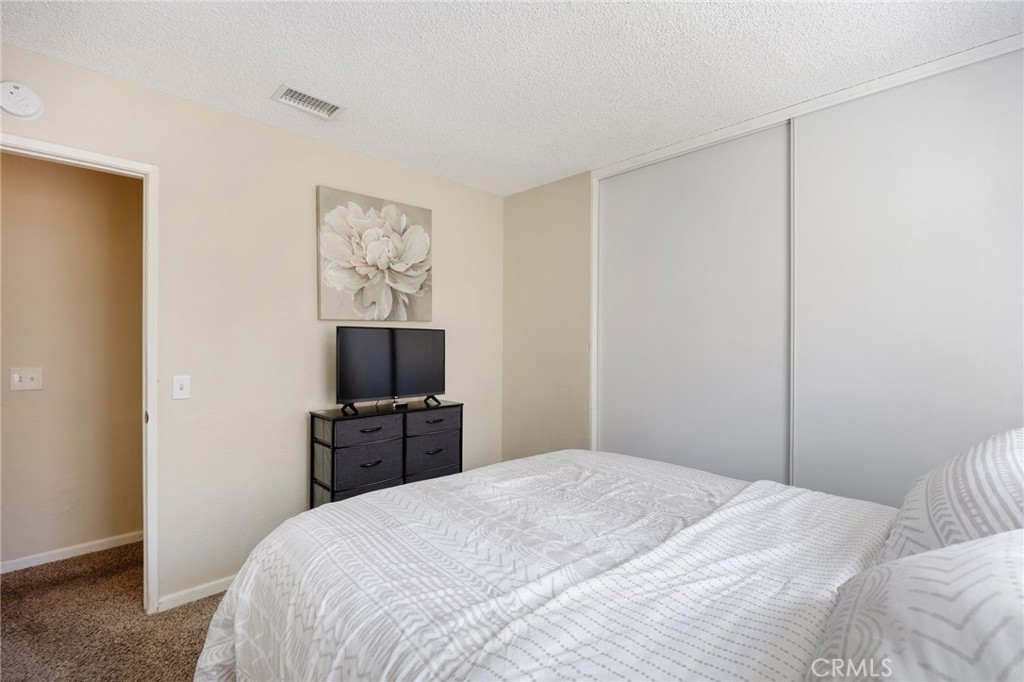 43039 Cromley Court Property Photo 22