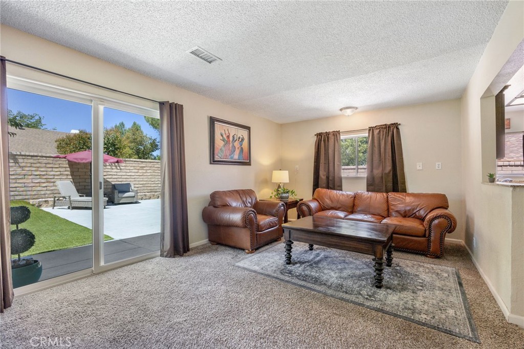 43039 Cromley Court Property Photo 27