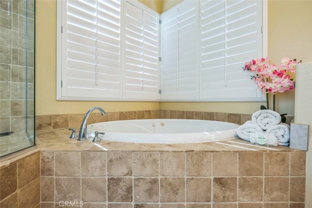43277 Sentiero Drive Property Photo 17
