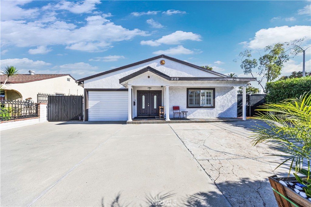 12159 Pantheon Property Photo 1