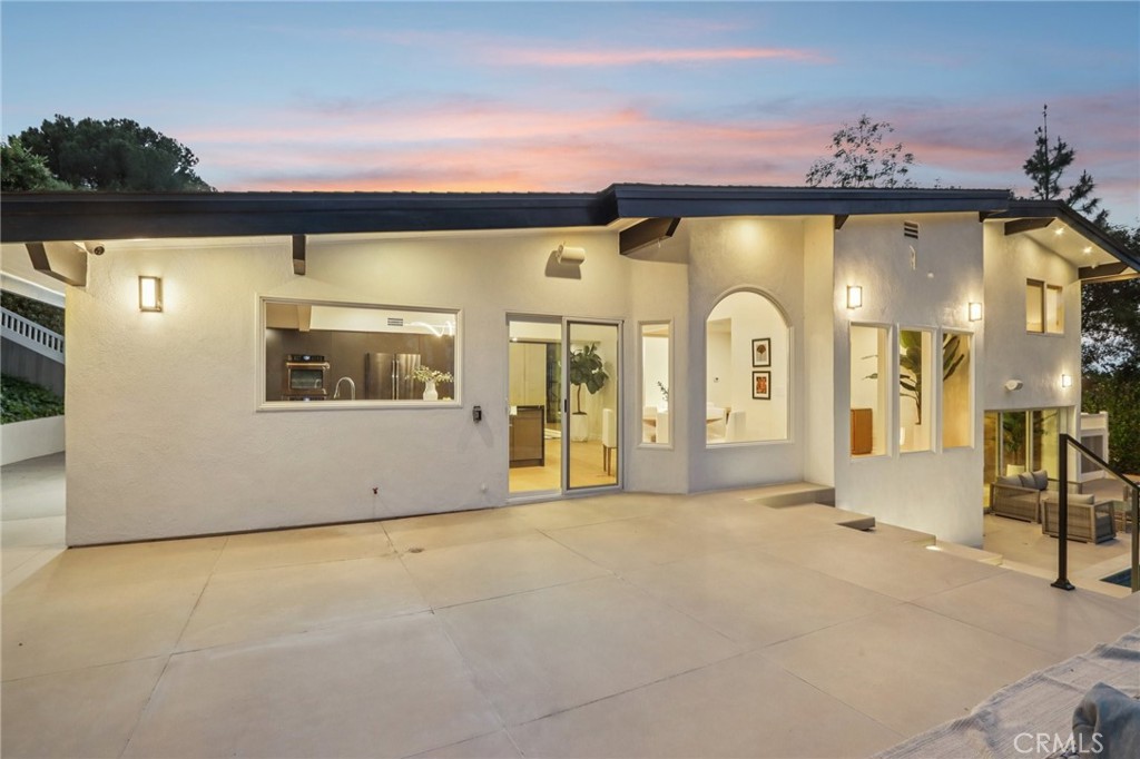 4140 Aleman Drive Property Photo 12
