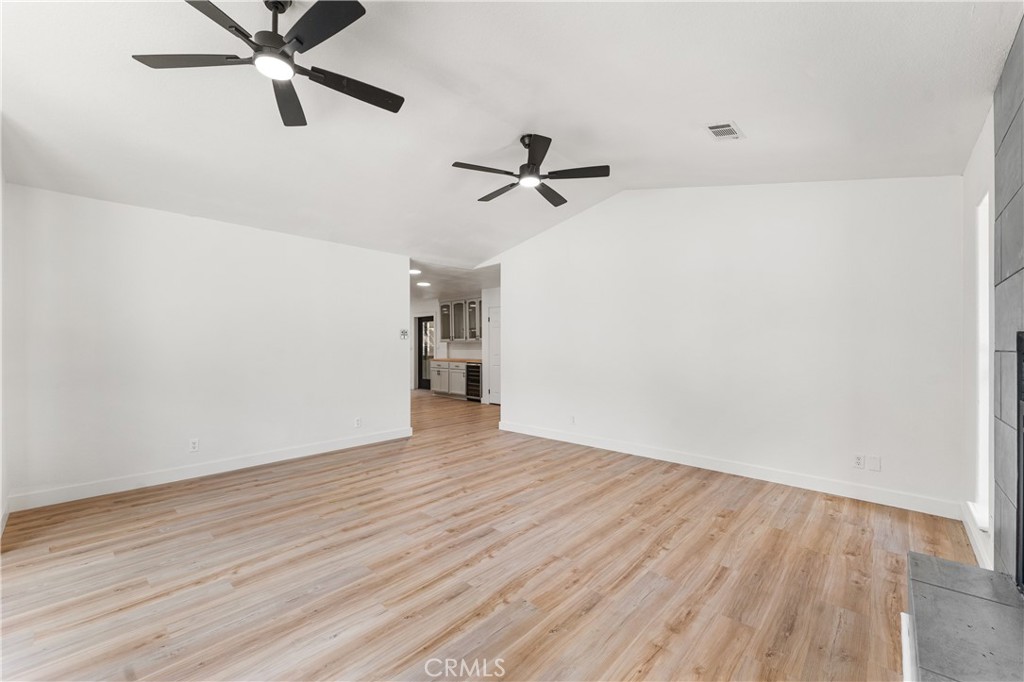22381 William Tell Trail Property Photo 10