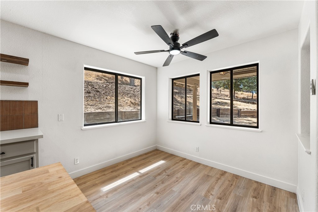 22381 William Tell Trail Property Photo 25