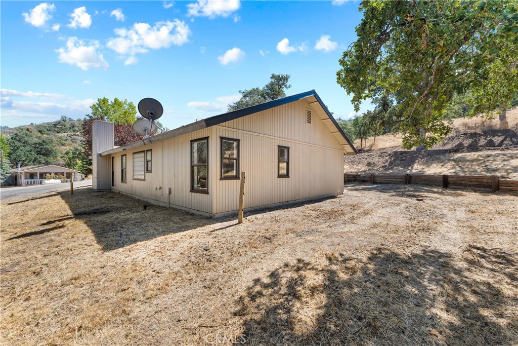 22381 William Tell Trail Property Photo 43