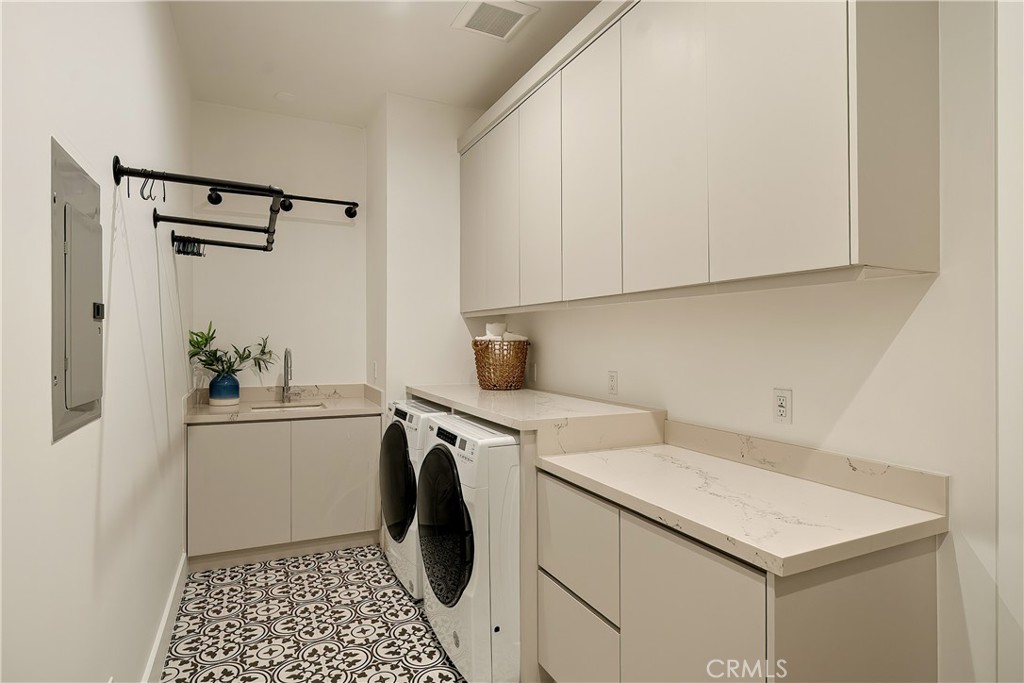 3525 May Street Property Photo 31