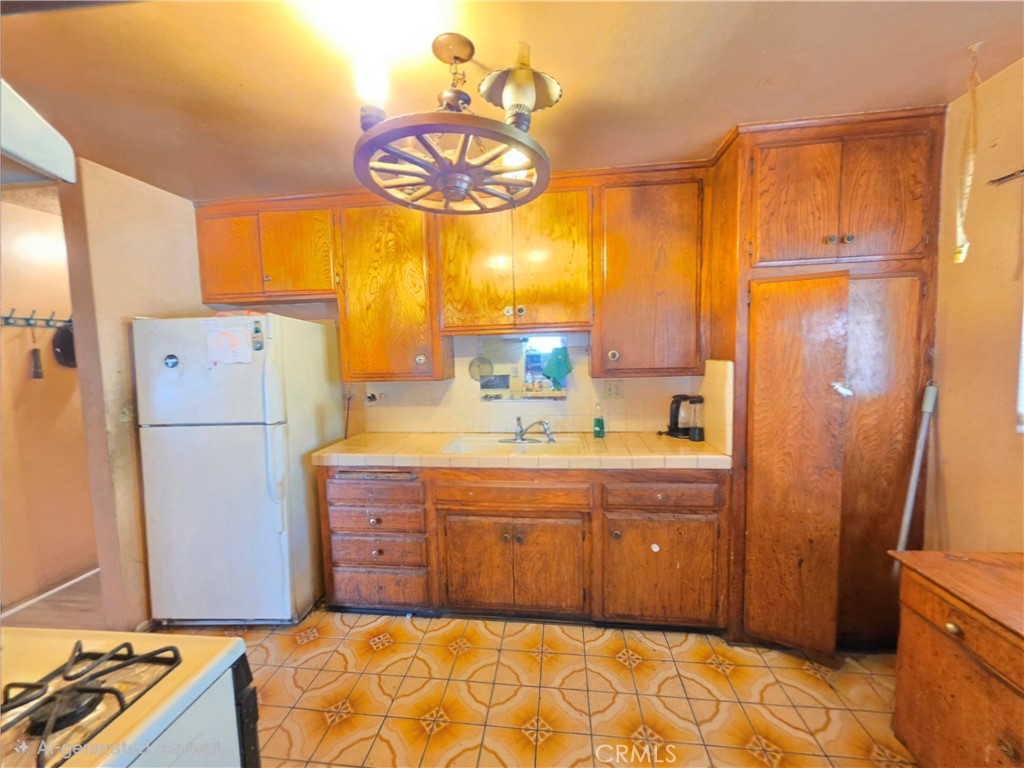 12933 Goleta Property Photo 4