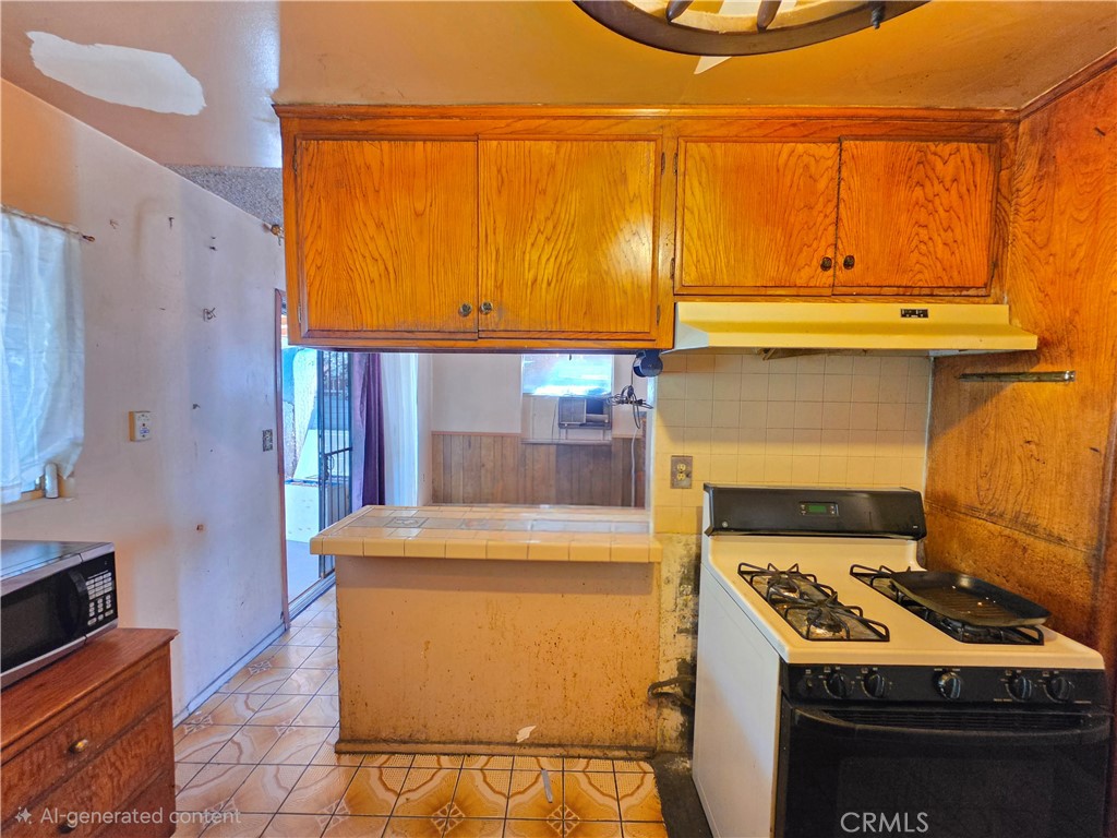 12933 Goleta Property Photo 5