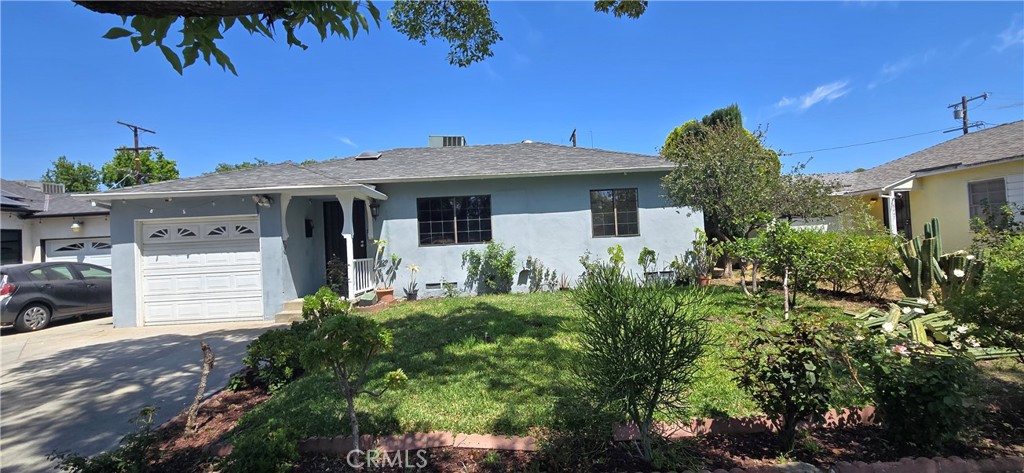 8068 Hazeltine Property Photo 1