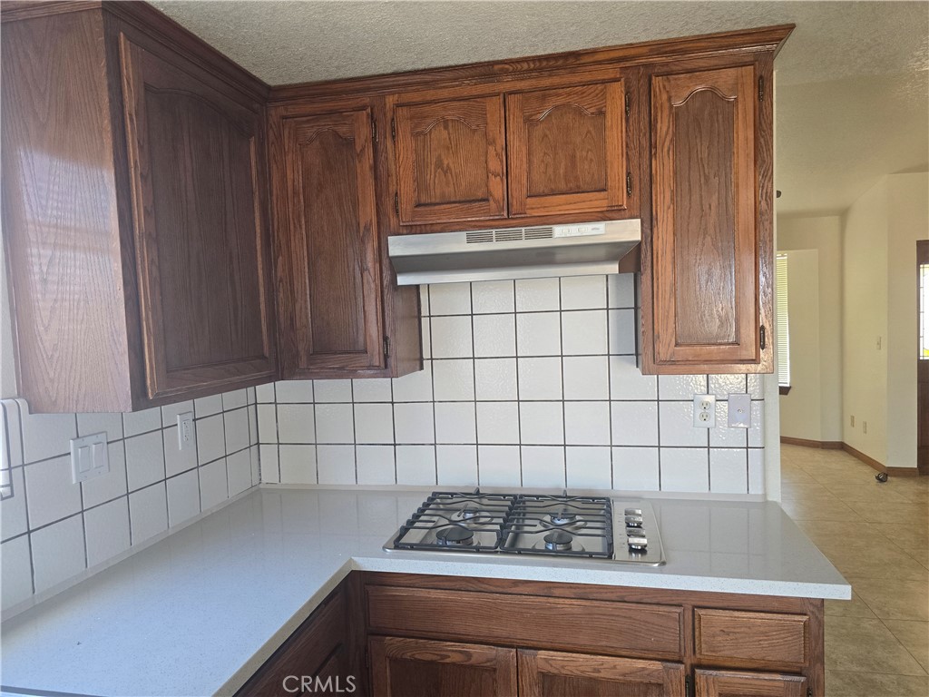 7057 W Avenue H Property Photo 8