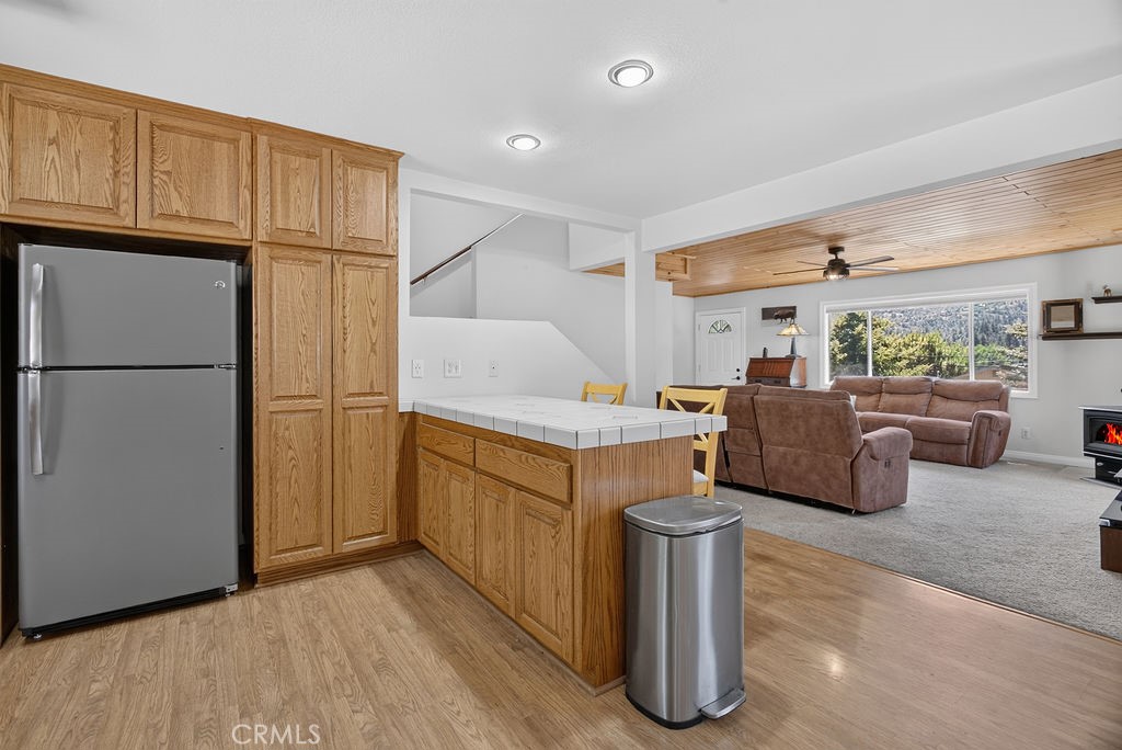 16425 Huron Property Photo 18