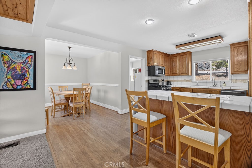 16425 Huron Property Photo 19