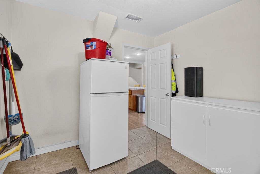 16425 Huron Property Photo 42