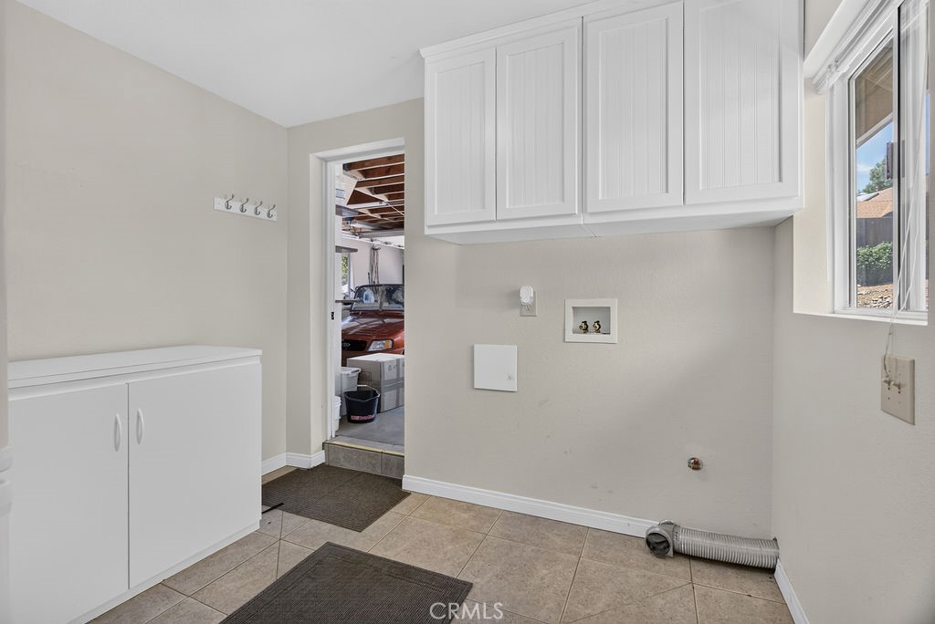 16425 Huron Property Photo 43