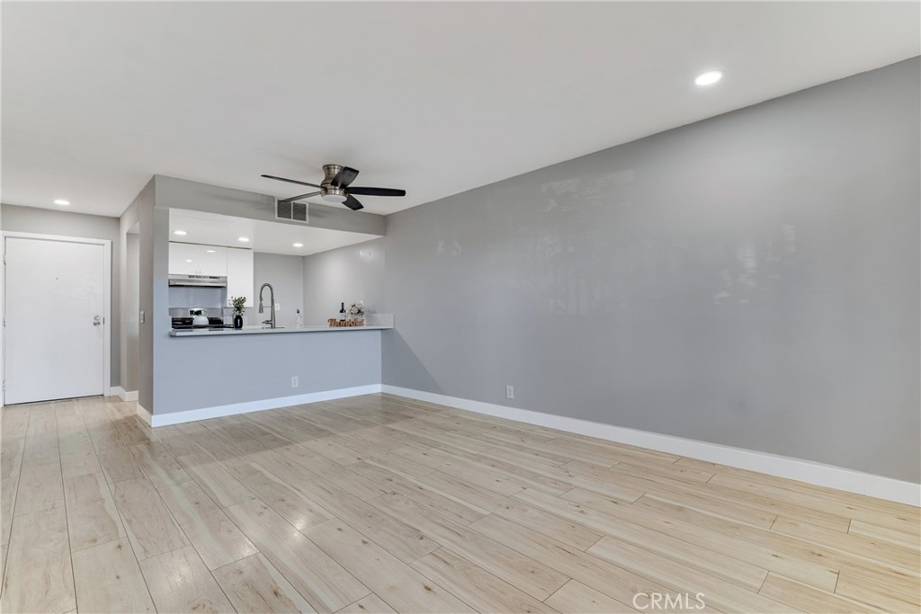 12601 Van Nuys Boulevard 104 Property Photo 8