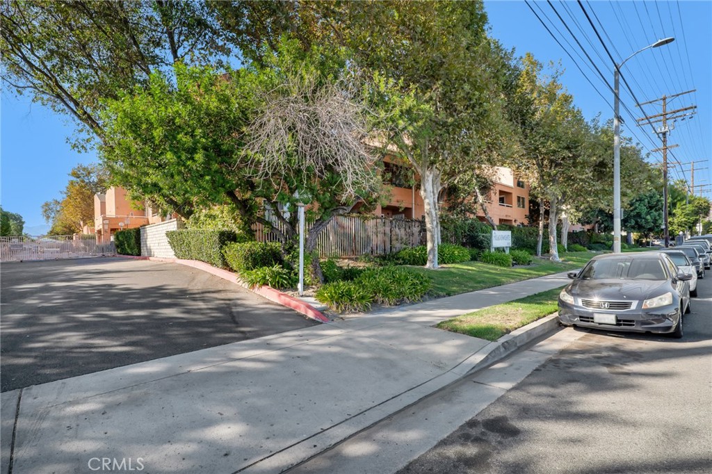 12601 Van Nuys Boulevard 104 Property Photo 21
