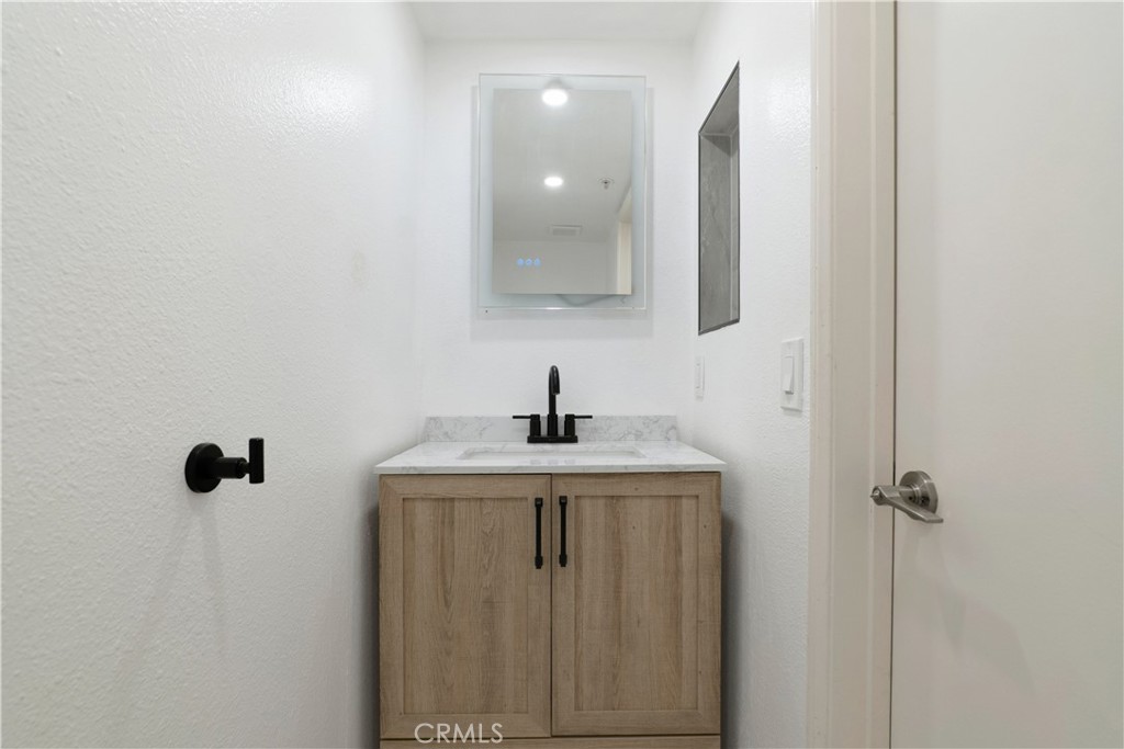 4511 Murietta Avenue 8 Property Photo 17