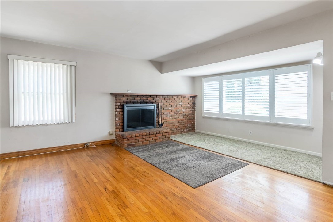 12701 Westminster Property Photo 4