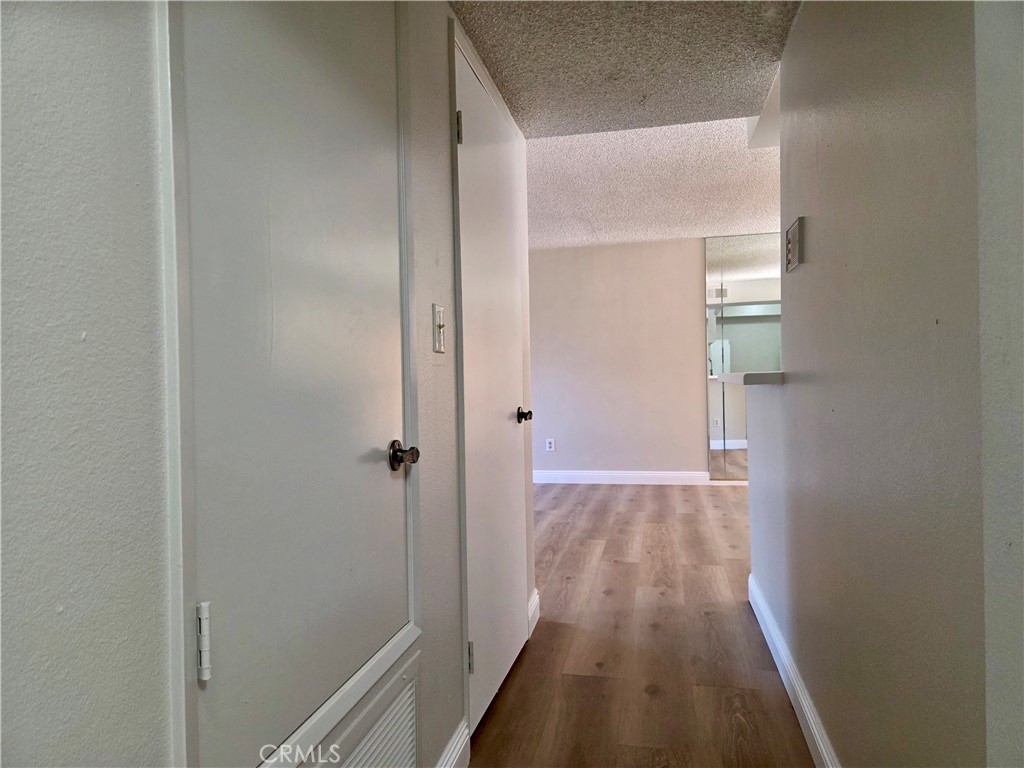 200 S Reno 102 Property Photo 15