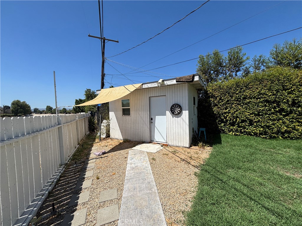 6529 Aura Avenue Property Photo 25