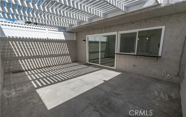 24219 La Glorita Property Photo 6