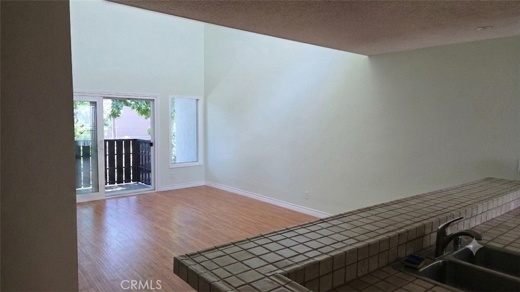 18645 Hatteras Street 206 Property Photo 13