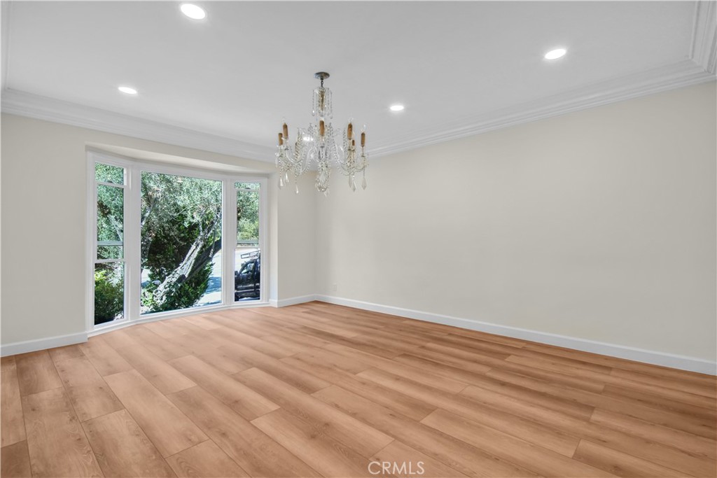 414 Hilgard Avenue Property Photo 15