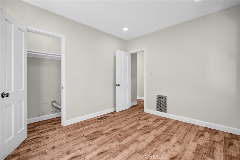 414 Hilgard Avenue Property Photo 18