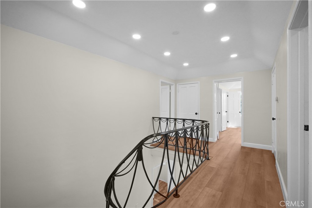 414 Hilgard Avenue Property Photo 21